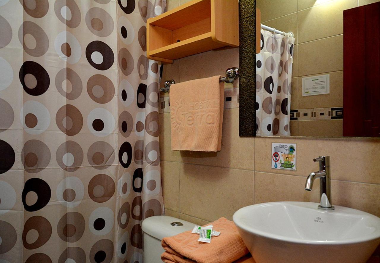 Hostal Terra 3 - Base Aerea Quito Exterior photo